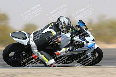 media/Mar-28-2022-Superbike Trackdays (Mon) [[b8603d0f67]]/Open Track Time/Turn 3 Inside/